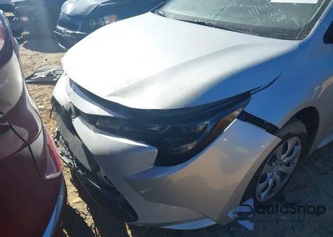 2022 Toyota Corolla Le z USA, uszkodzony, nr VIN 5YFEPMAE4NP327498